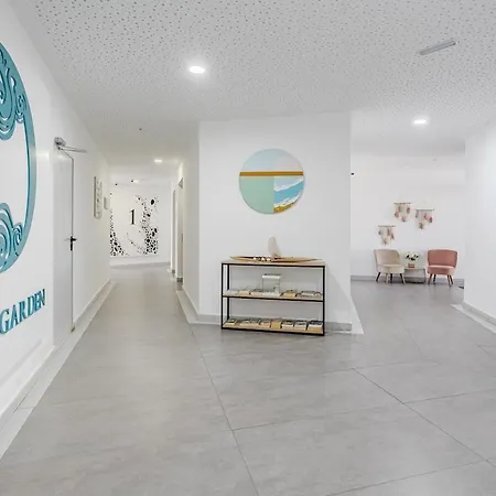 Ocean Garden Sea View Апартаменти Адехе