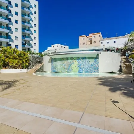 Ocean Garden Sea View Апартаменти Адехе